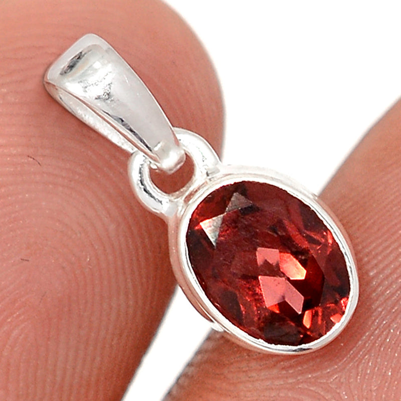 0.7" Garnet Faceted Pendants - GNFP429