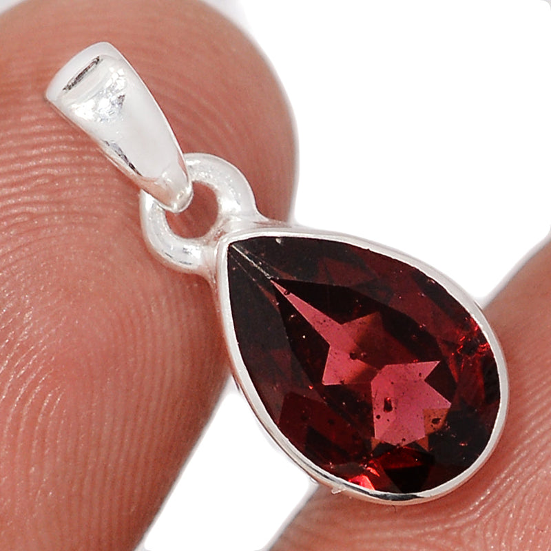 0.8" Garnet Faceted Pendants - GNFP433