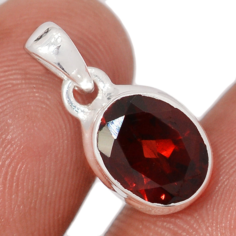 0.7" Garnet Faceted Pendants - GNFP435