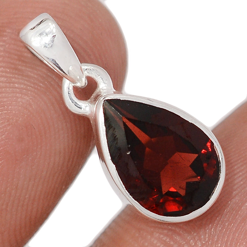 0.8" Garnet Faceted Pendants - GNFP447