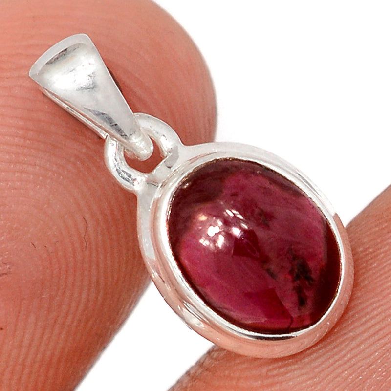 0.7" Garnet Cabochon Pendants - GRCP455