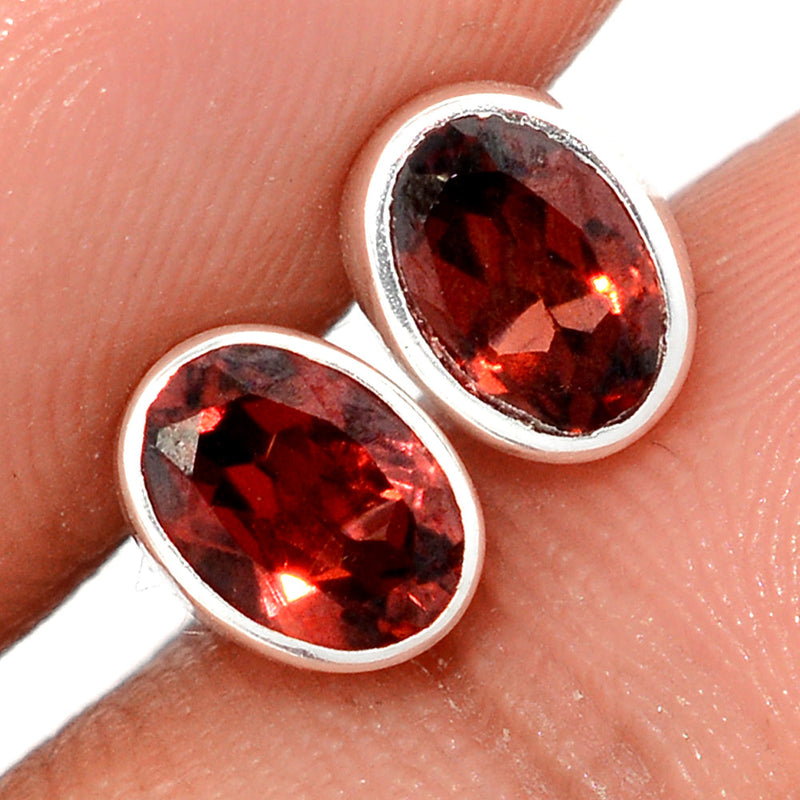 Garnet Faceted Studs - GRFS728