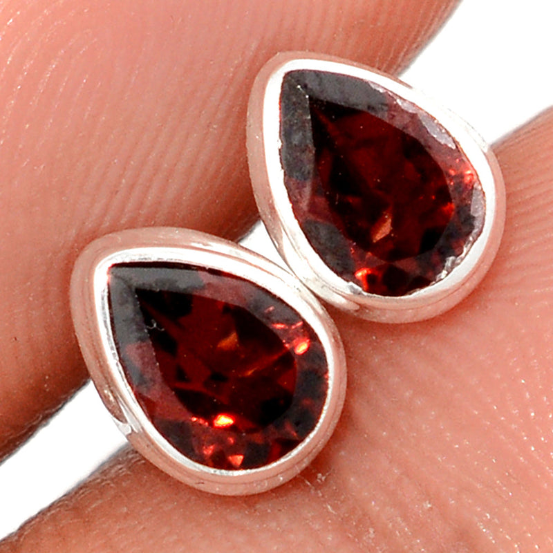Garnet Faceted Studs - GRFS730