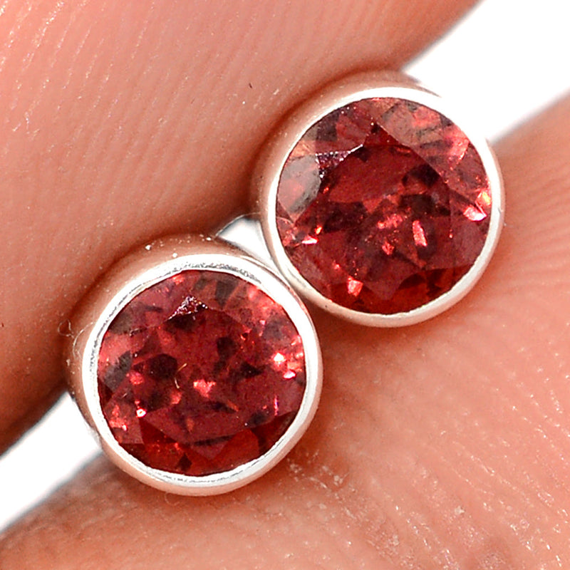 Garnet Faceted Studs - GRFS733