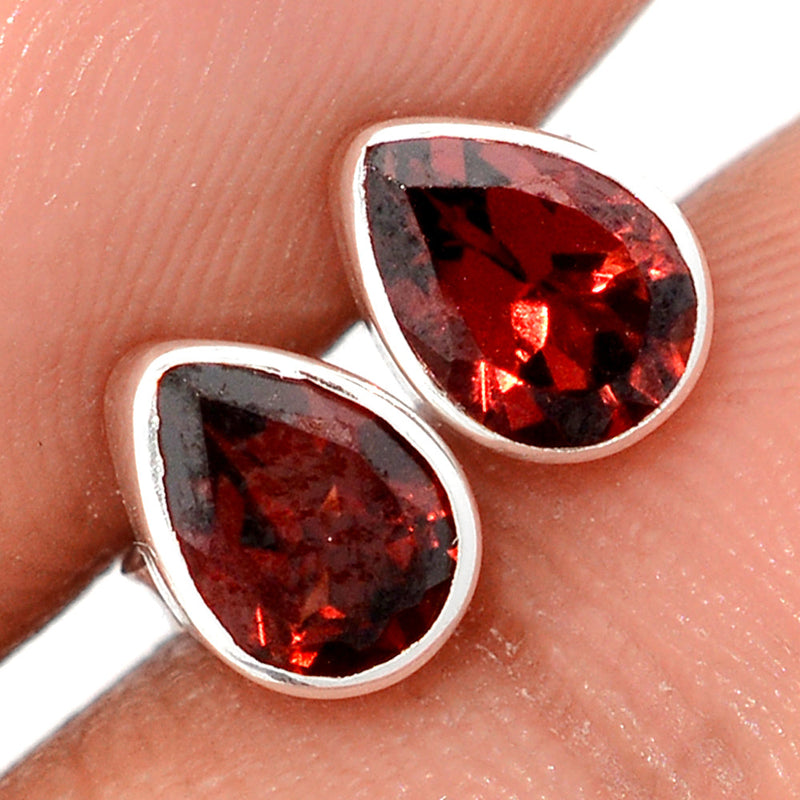 Garnet Faceted Studs - GRFS742