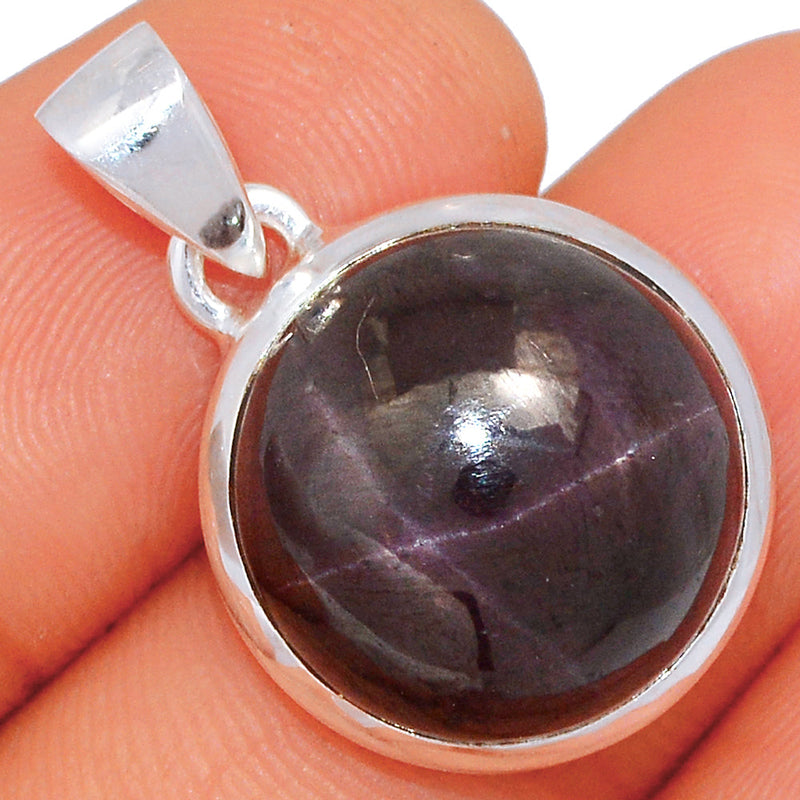 1.1" Garnet Star Pendants - GSTP411