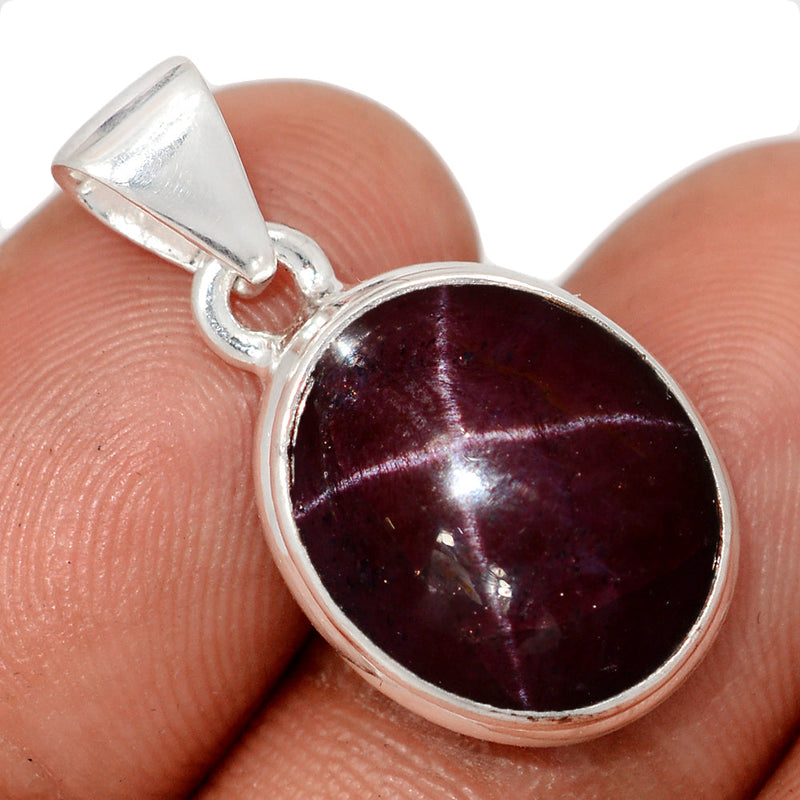 1.1" Garnet Star Pendants - GSTP494