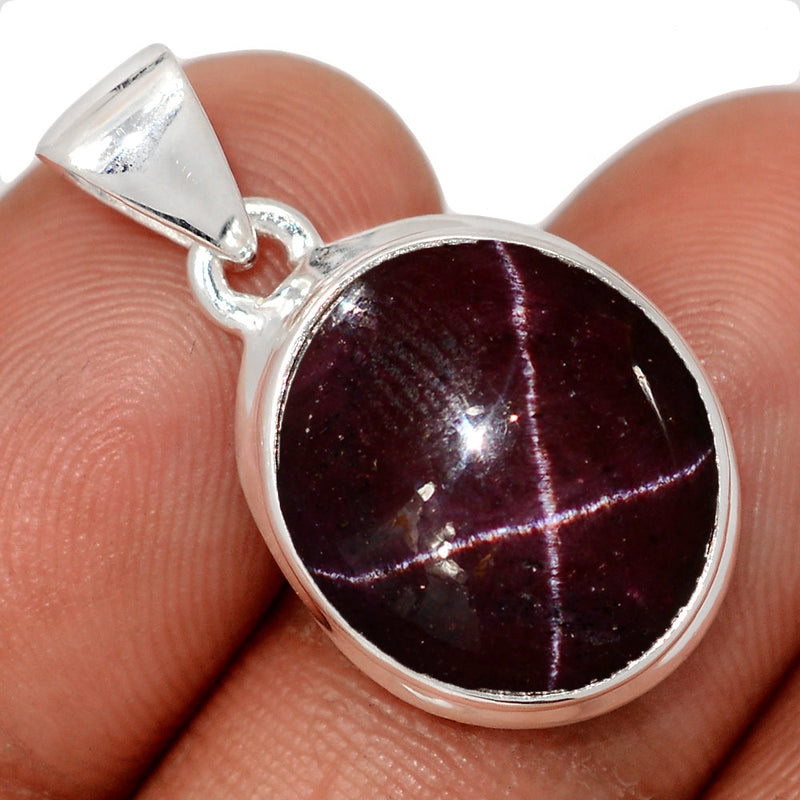 1.1" Garnet Star Pendants - GSTP499