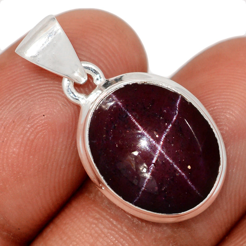 1.1" Garnet Star Pendants - GSTP505