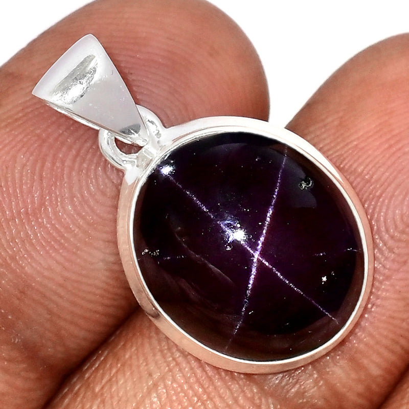 1.1" Garnet Star Pendants - GSTP513