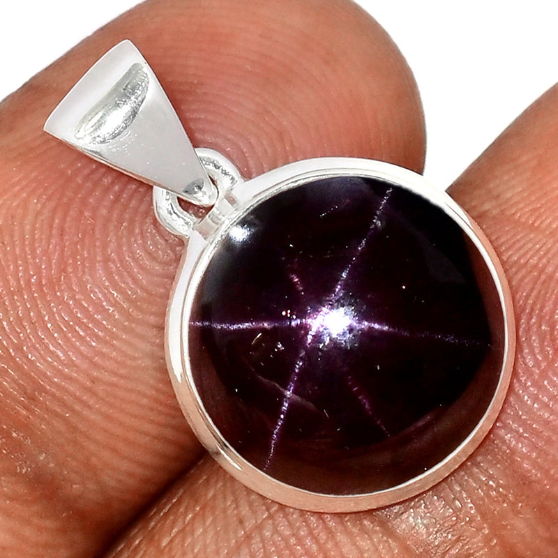 1" Garnet Star Pendants - GSTP517