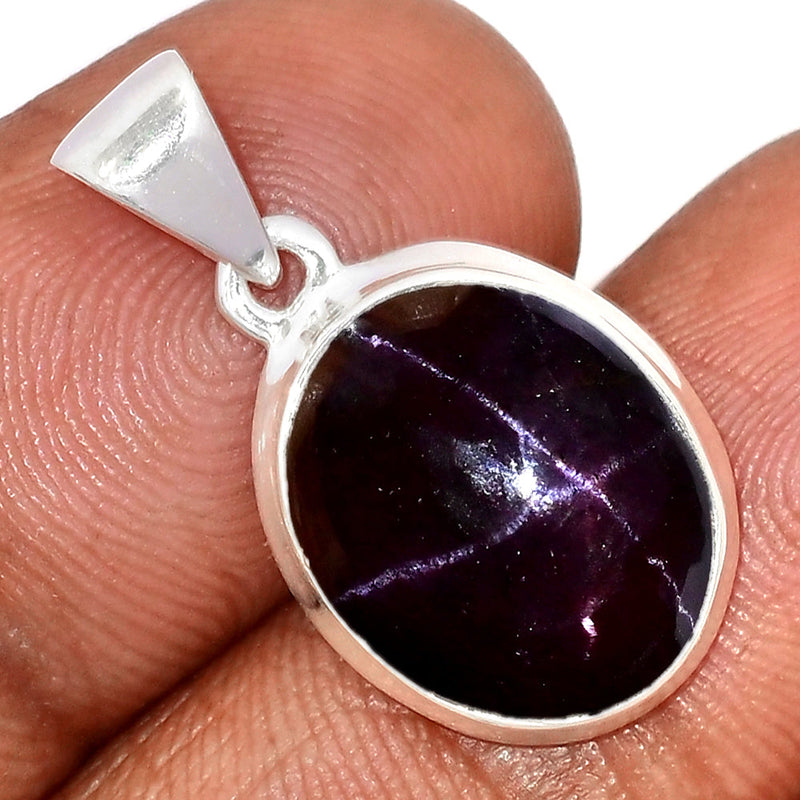 1.1" Garnet Star Pendants - GSTP522