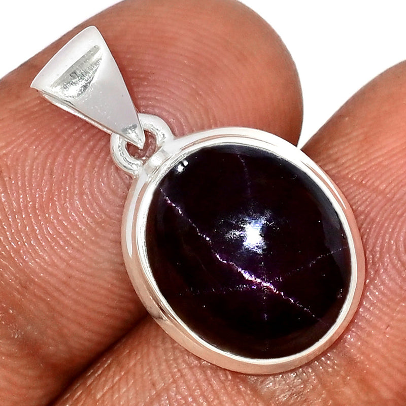 1" Garnet Star Pendants - GSTP530