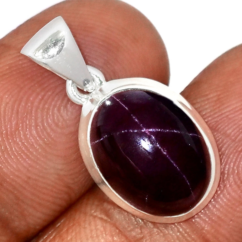 1" Garnet Star Pendants - GSTP540