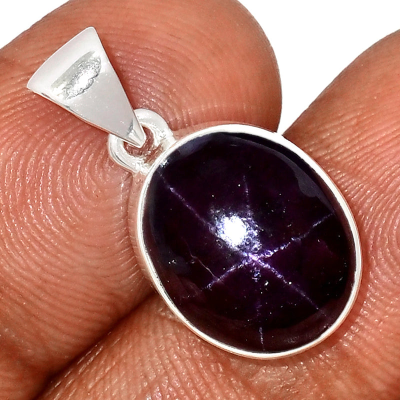 1" Garnet Star Pendants - GSTP542