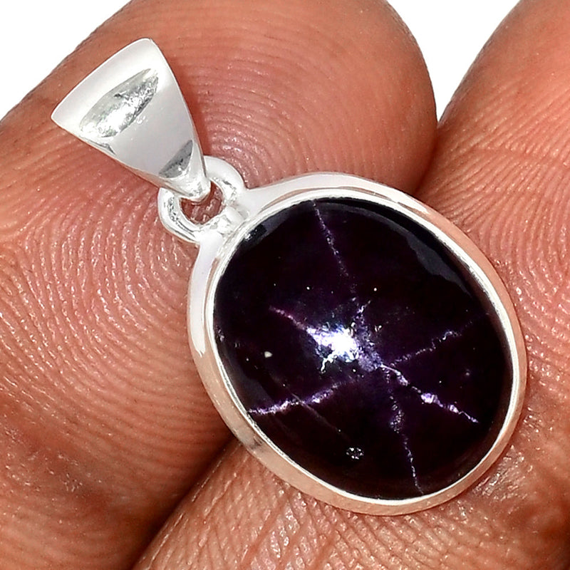 1" Garnet Star Pendants - GSTP543