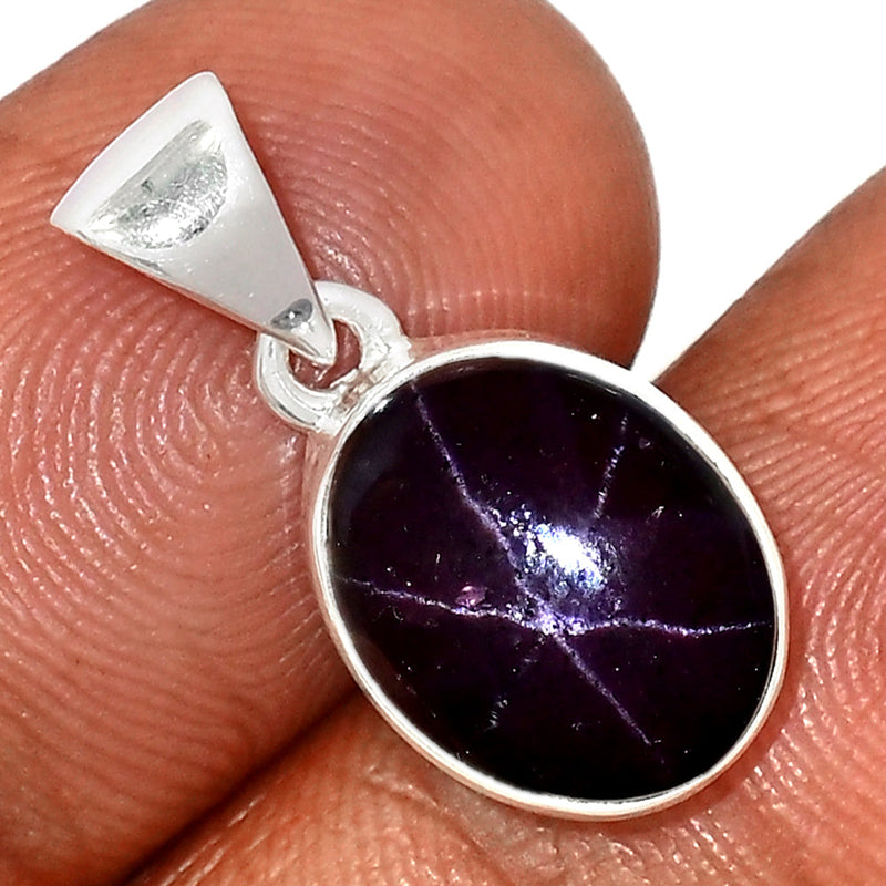 1" Garnet Star Pendants - GSTP548