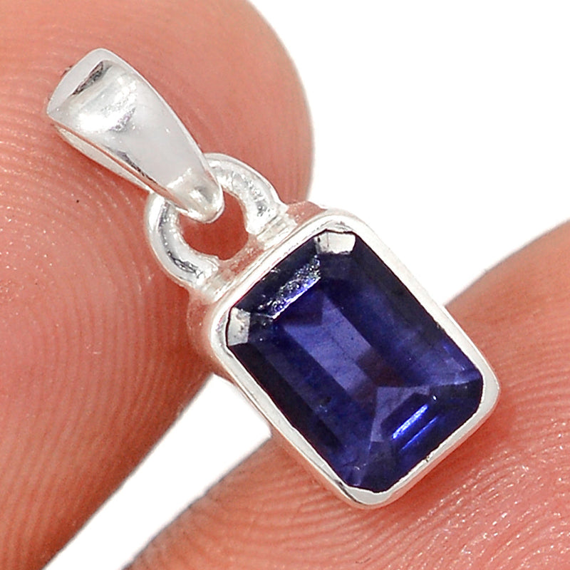 0.7" Iolite Pendants - ILTP340