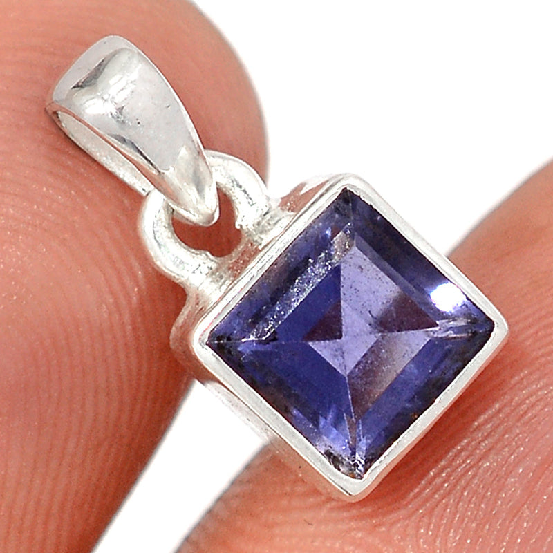 0.6" Iolite Pendants - ILTP356