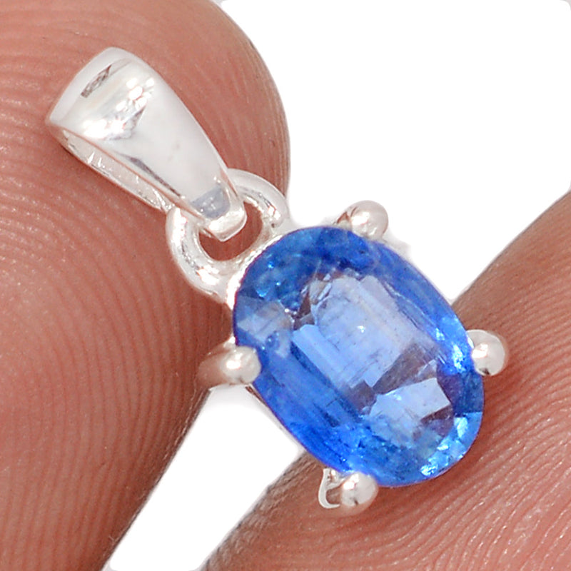 0.6" Claw - Kyanite Faceted Pendants - KYFP594