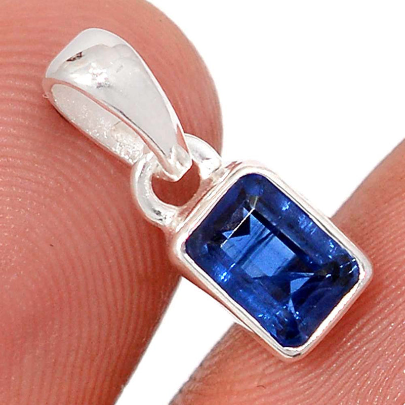 0.6" Kyanite Faceted Pendants - KYFP626
