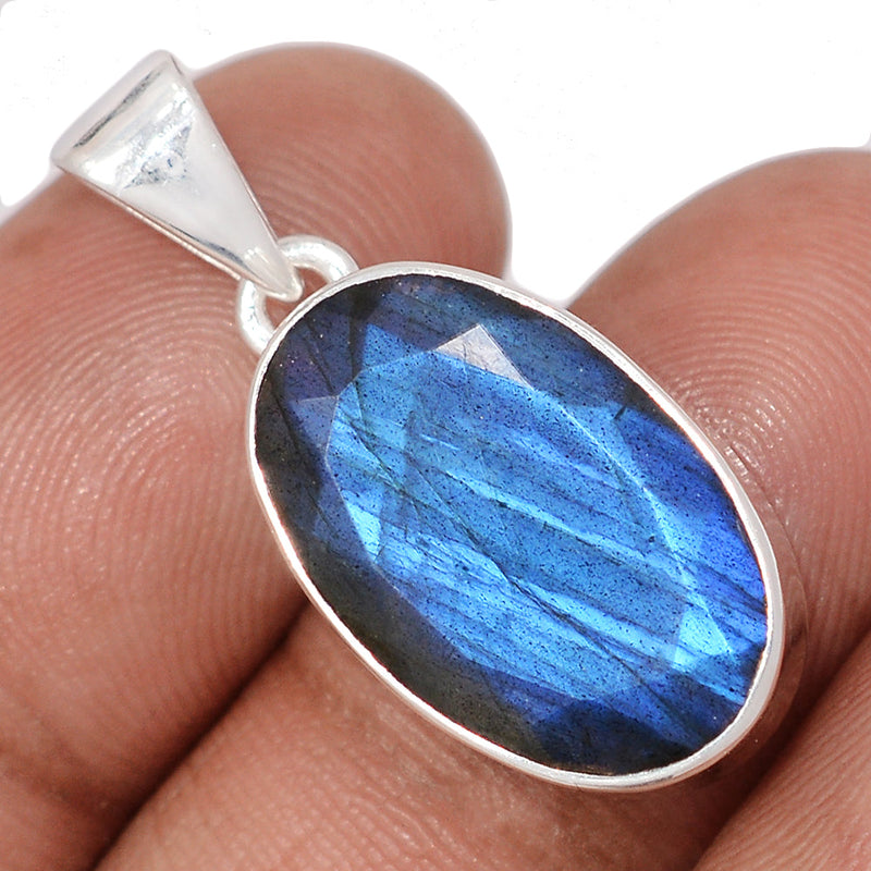 1.2" Labradorite Faceted Pendants - LBFP1231