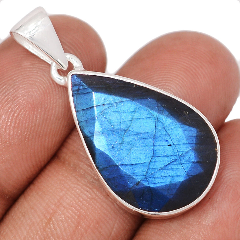1.3" Labradorite Faceted Pendants - LBFP1241