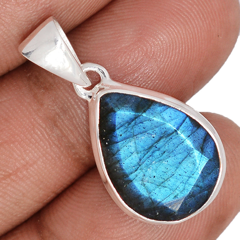 1.2" Labradorite Faceted Pendants - LBFP1250