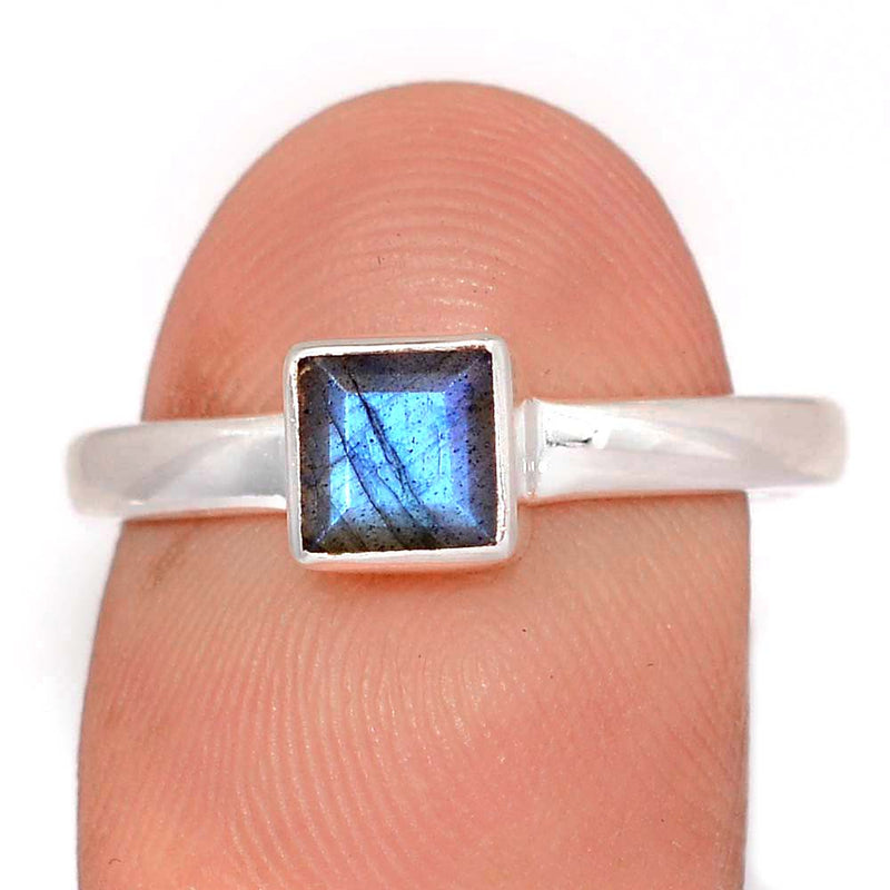 Labradorite Faceted Ring - LBFR1231