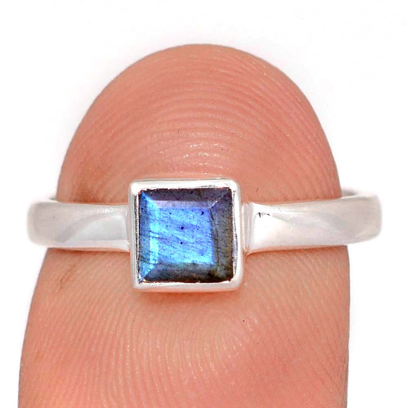 Labradorite Faceted Ring - LBFR1233