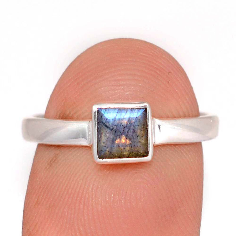 Labradorite Faceted Ring - LBFR1235