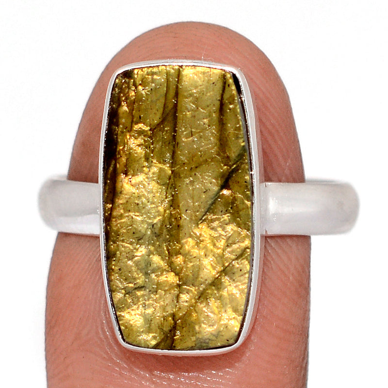 Labradorite Rough Ring - LBRR1262