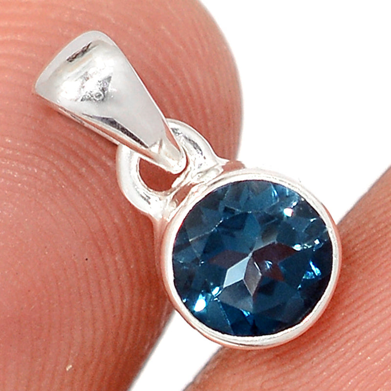 0.5" London Blue Topaz Pendants - LBTP140