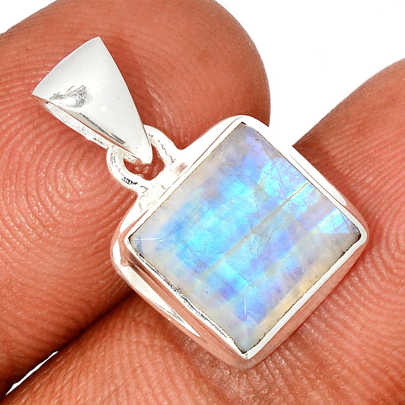 0.8" Moonstone Faceted Pendants - MNFP1793