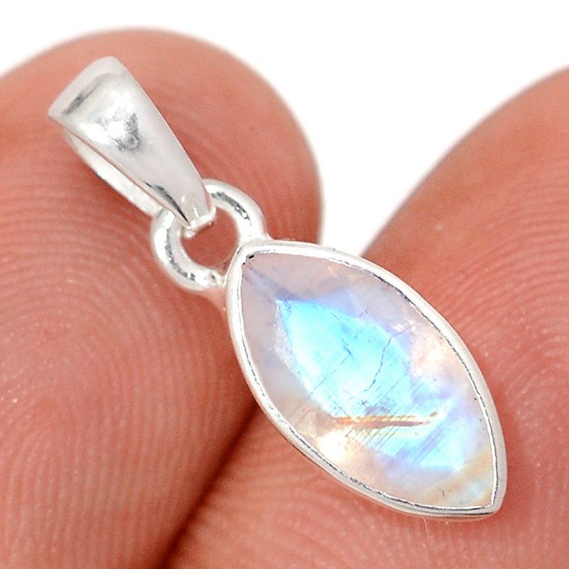 0.8" Rainbow Moonstone Faceted Pendants - MNFP1937