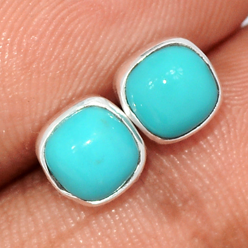 Natural Kingman Turquoise Studs - NKTS181