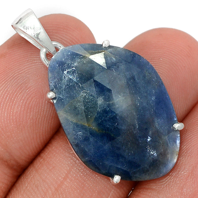 1.5" Claw - Natural Sapphire Pendants - NSPP82