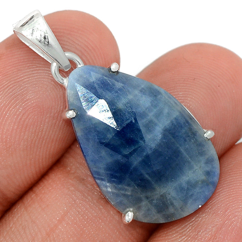 1.3" Claw - Natural Sapphire Pendants - NSPP86