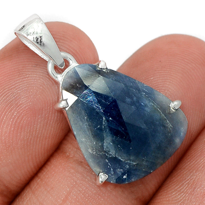 1.2" Claw - Natural Sapphire Pendants - NSPP90