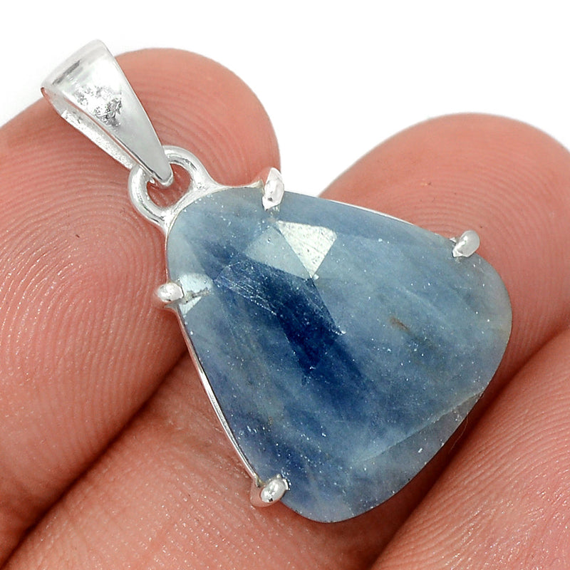 1.2" Claw - Natural Sapphire Pendants - NSPP94