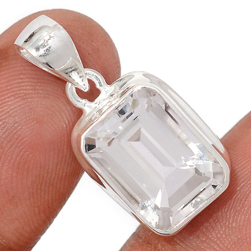 1.1" Natural White Topaz Pendants - NWTP174