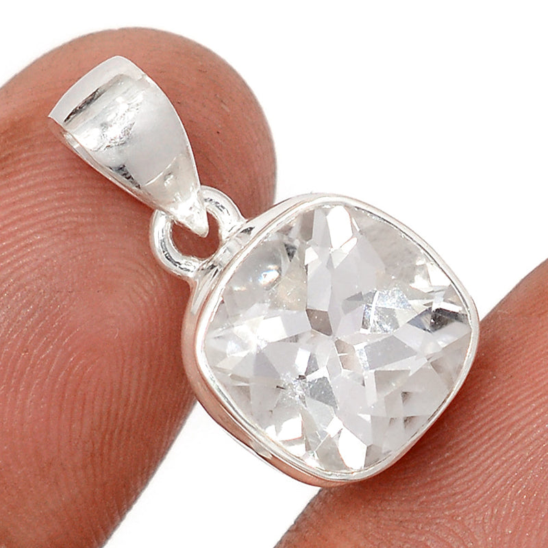 1" Natural White Topaz Pendants - NWTP182