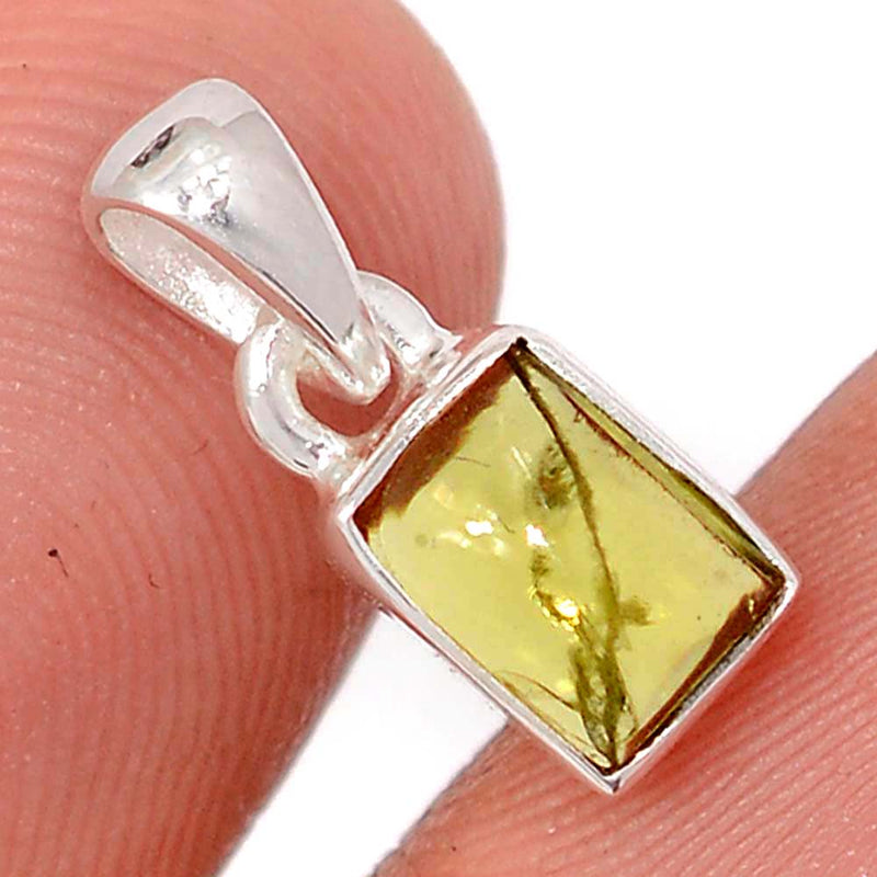 0.6" Peridot Cabochon Pendants - PDCP18