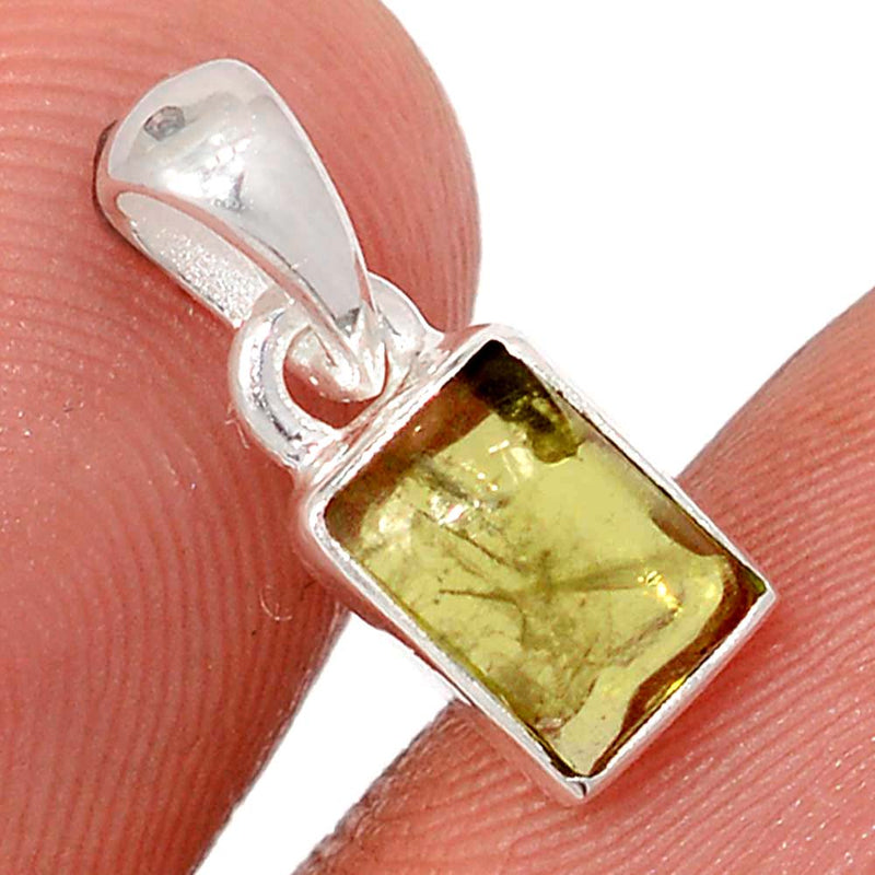 0.6" Peridot Cabochon Pendants - PDCP4