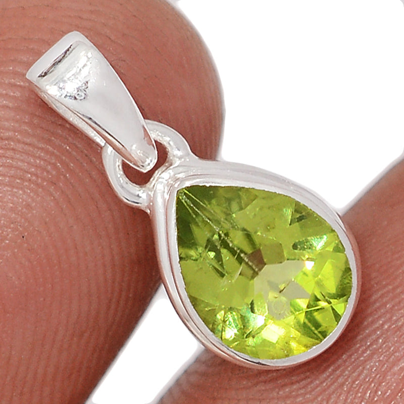 0.7" Peridot Pendants - PDTP662