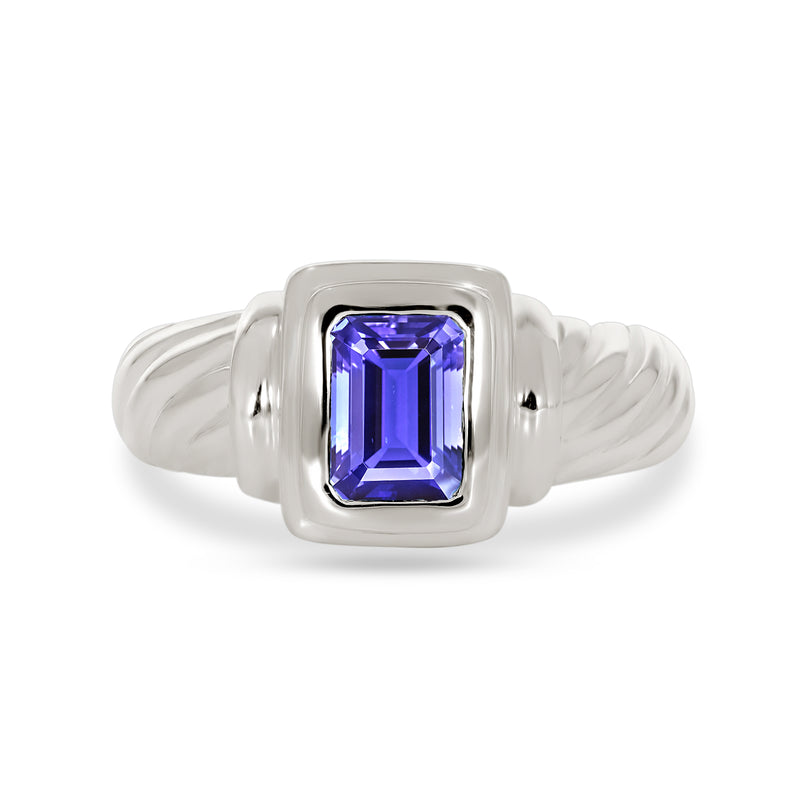 7*5 MM Octo - Iolite Ring - R5093I