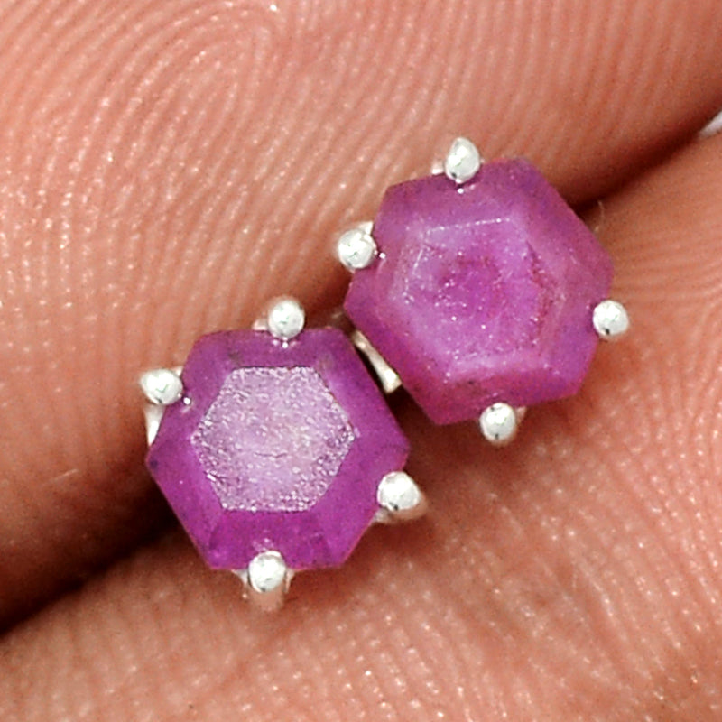 Claw - Ruby Stalactites Studs - RSFS165