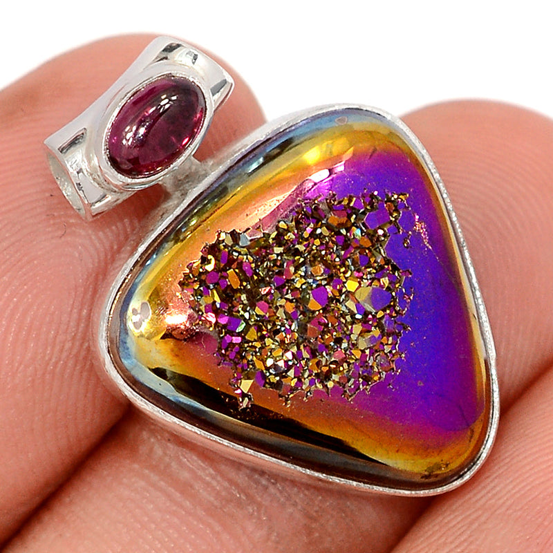 1.1" Titanium Aura Druzy & Garnet Cabochon Pendants - TWDP955