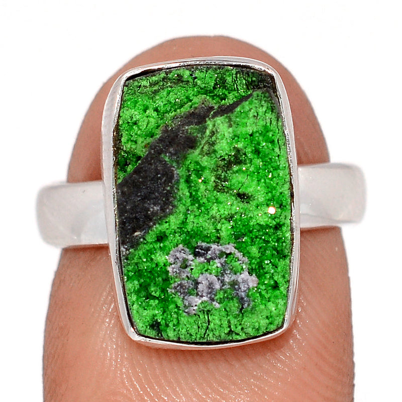 Uvarovite Green Garnet Ring - UGGR286