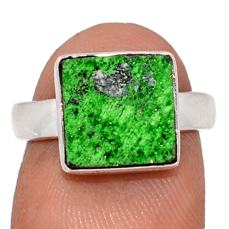 Uvarovite Green Garnet Ring - UGGR300